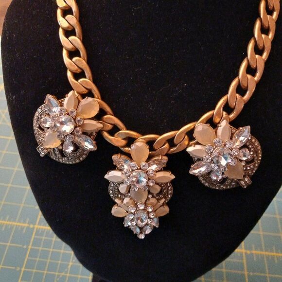 J. Crew Statement necklace - Picture 1 of 10